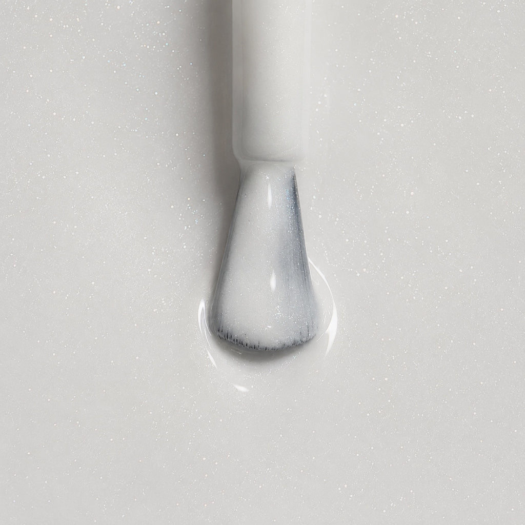 IDOLL Bottle Gel — stavebný gél na spevnenie prírodných nechtov