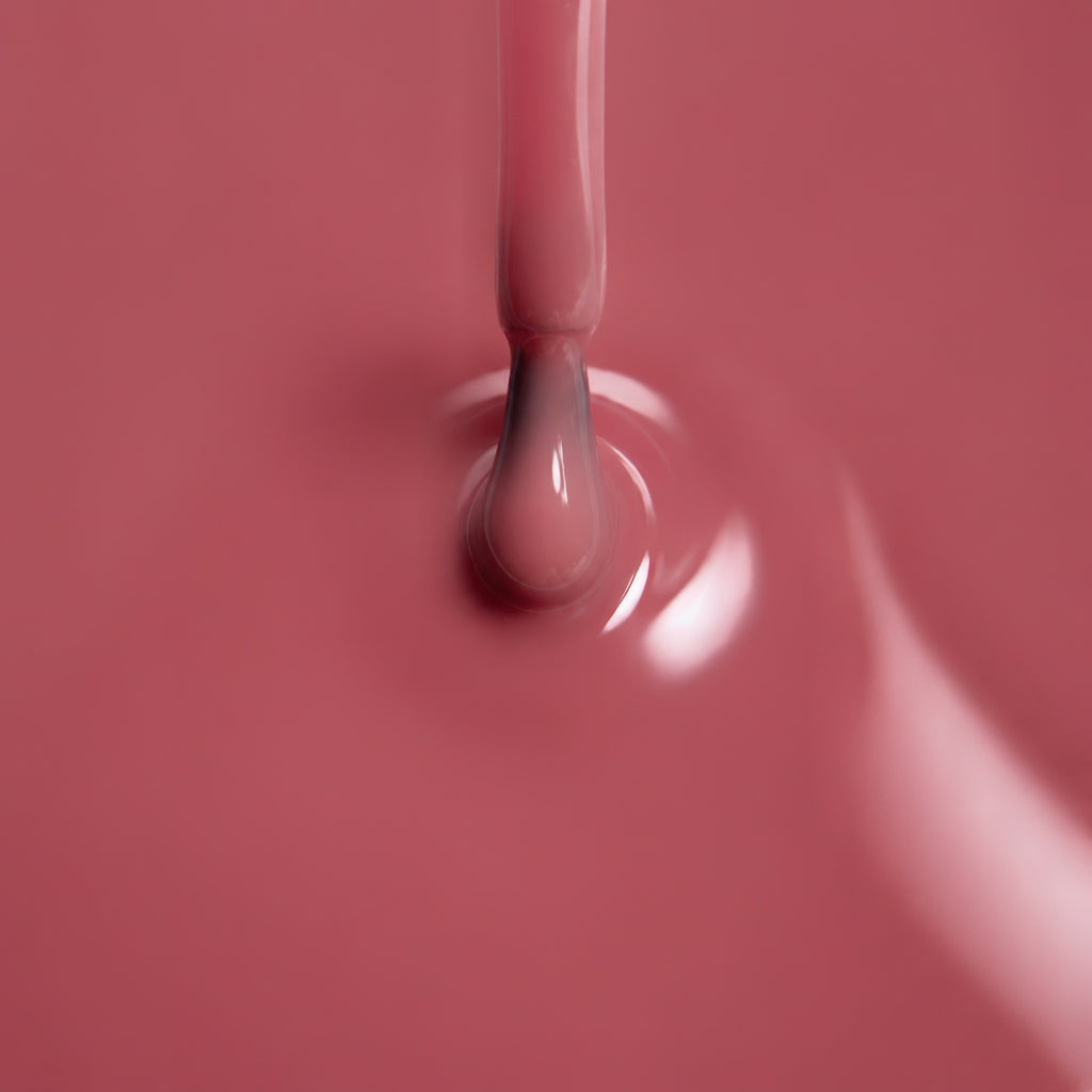 IDOLL Bottle Gel — stavebný gél na spevnenie prírodných nechtov